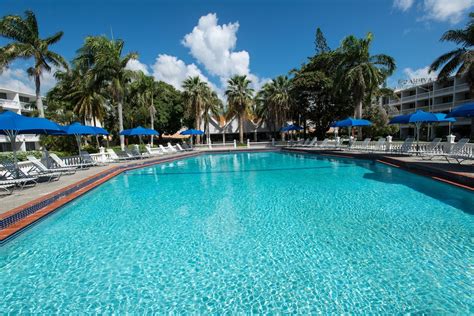 Holiday Beach Resort and Casino .
